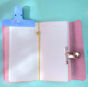 Libretas Happy  (9 x 18 cm)